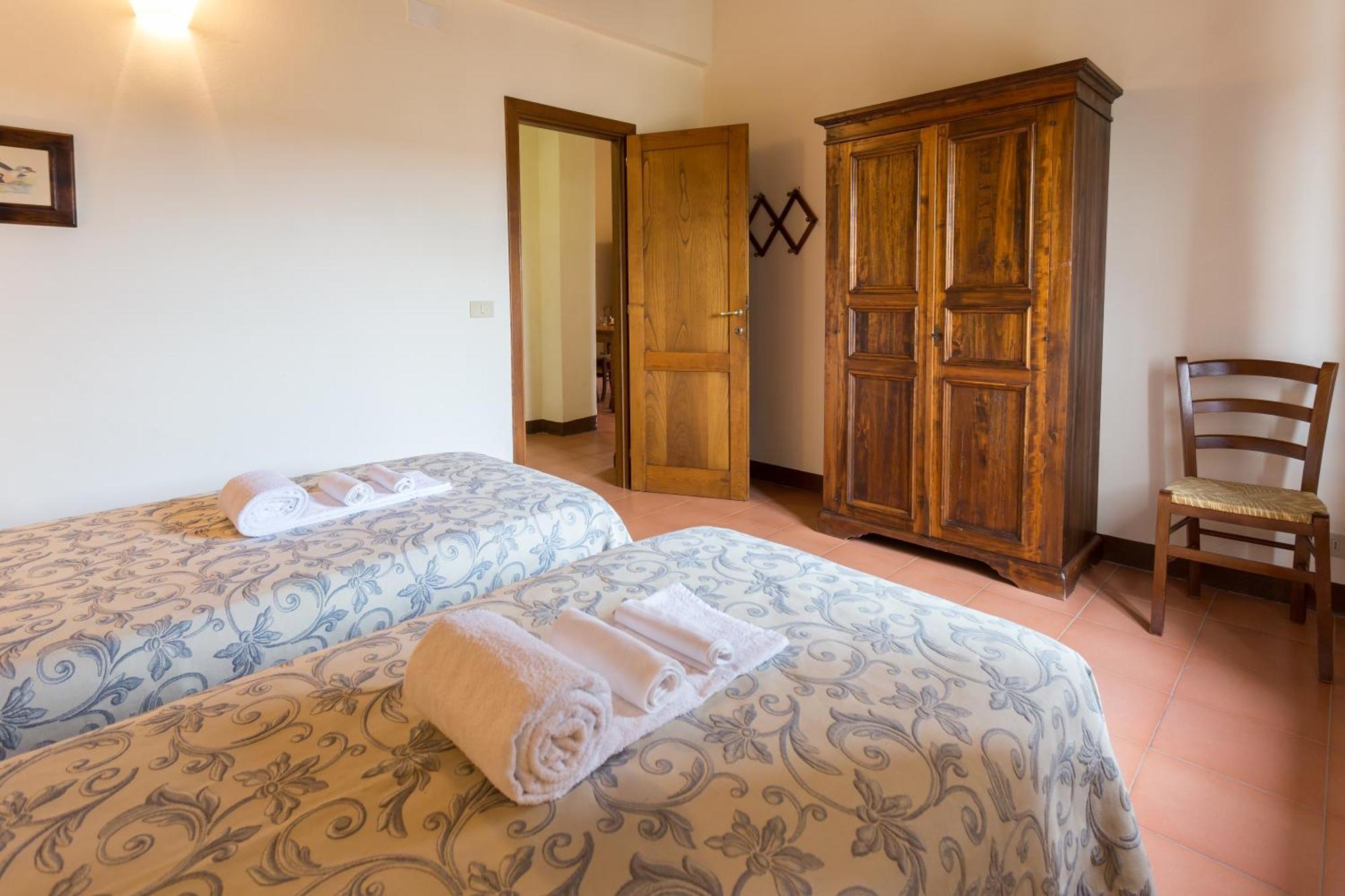 Tenuta Di Monaciano Ponte A Bozzone Chambre photo